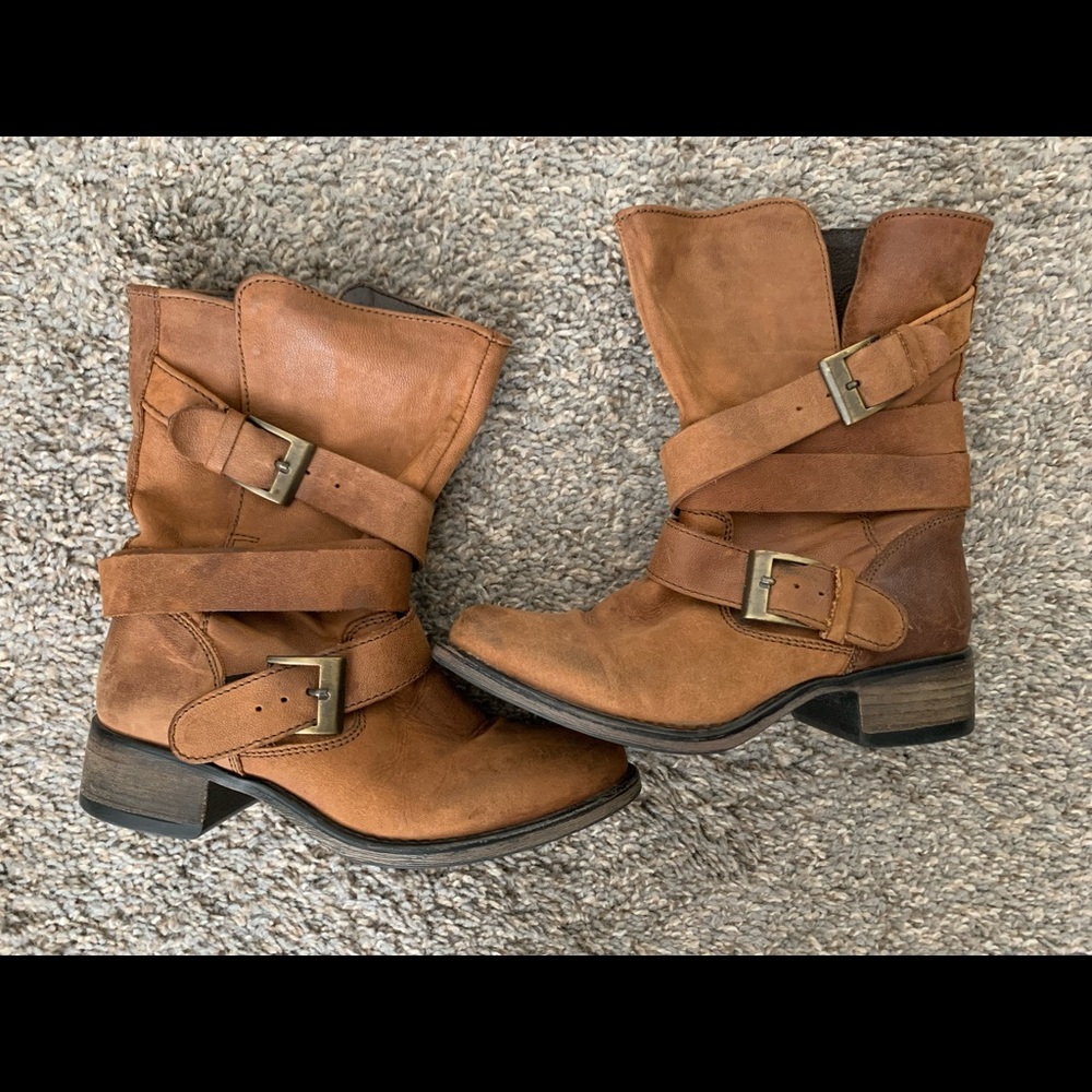 Steve Madden leather boots